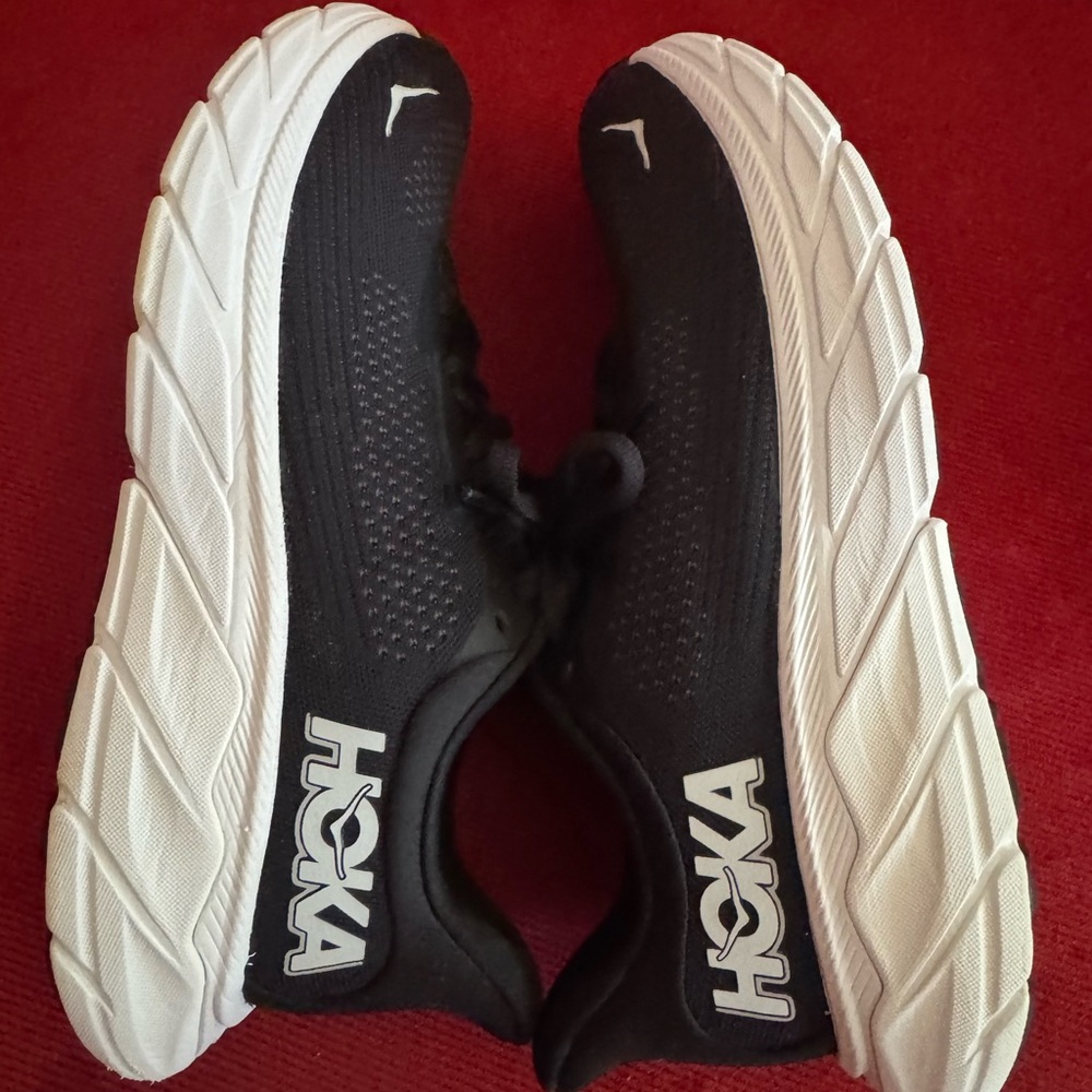 Hoka Arahi 7 - Picture 4 of 9